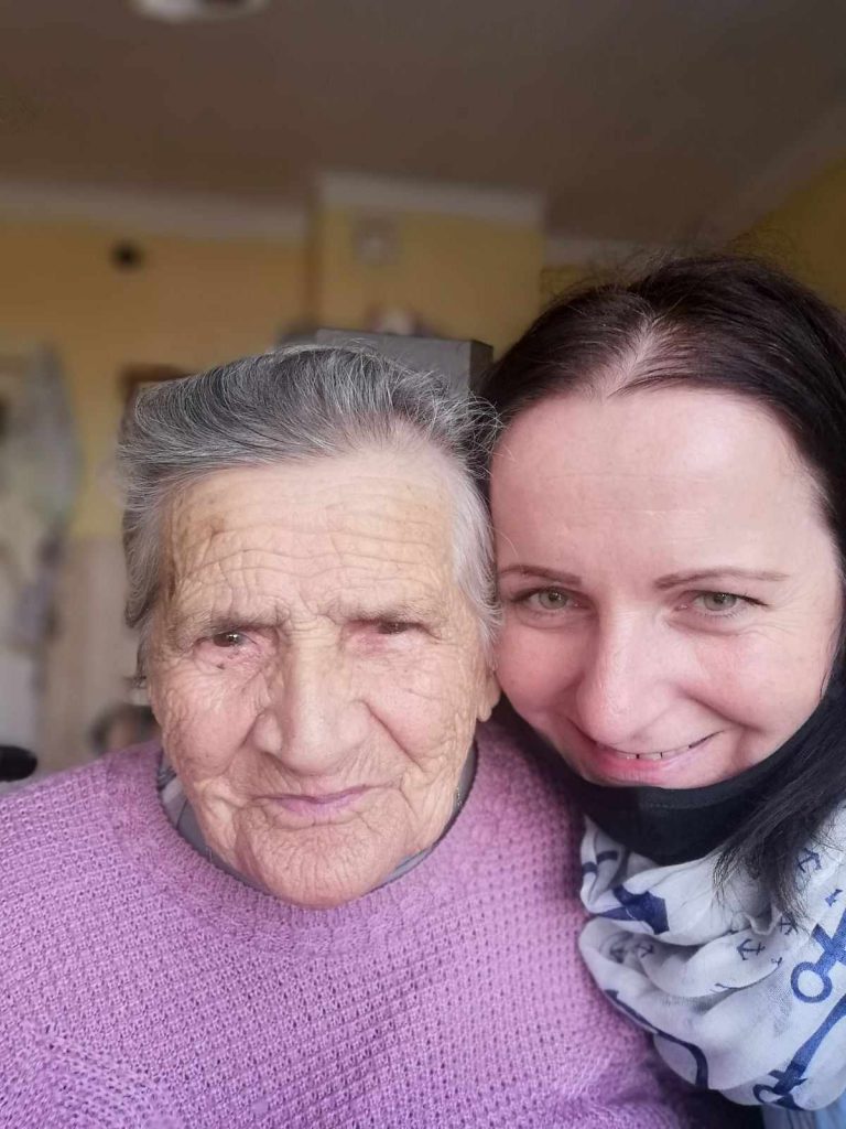 Senior z Wolontariuszem